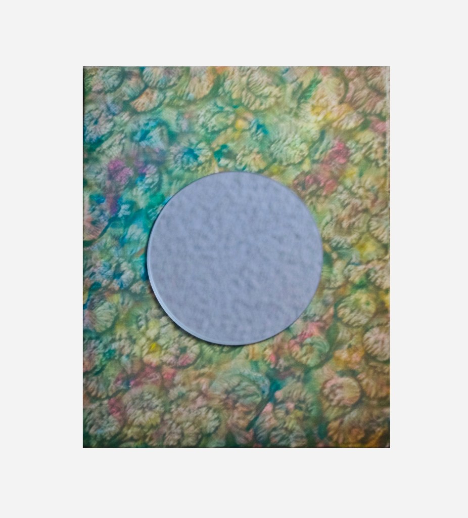 "Flying Water Lilies"
Decorative Mirror  
By Pascale Lanfranchi                                                         (10”x8”) (25,5 x 20,5cm)