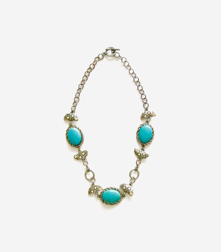 Chic Fōshay © Jewelry Collection     [03877]
By Pascale Lanfranchi
(22”) (55cm)