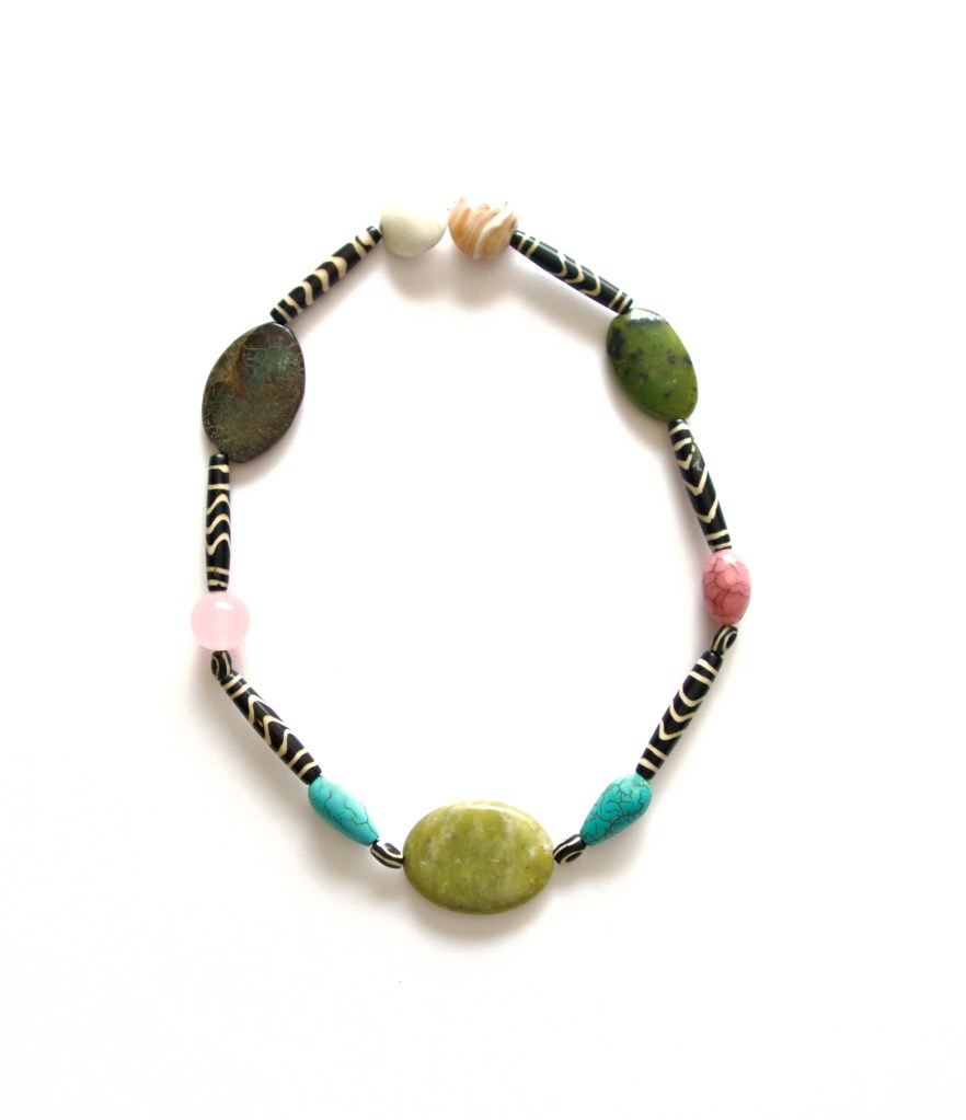 Chic Fōshay © Jewelry Collection    [03598]
By Pascale Lanfranchi
(20”) (50cm)