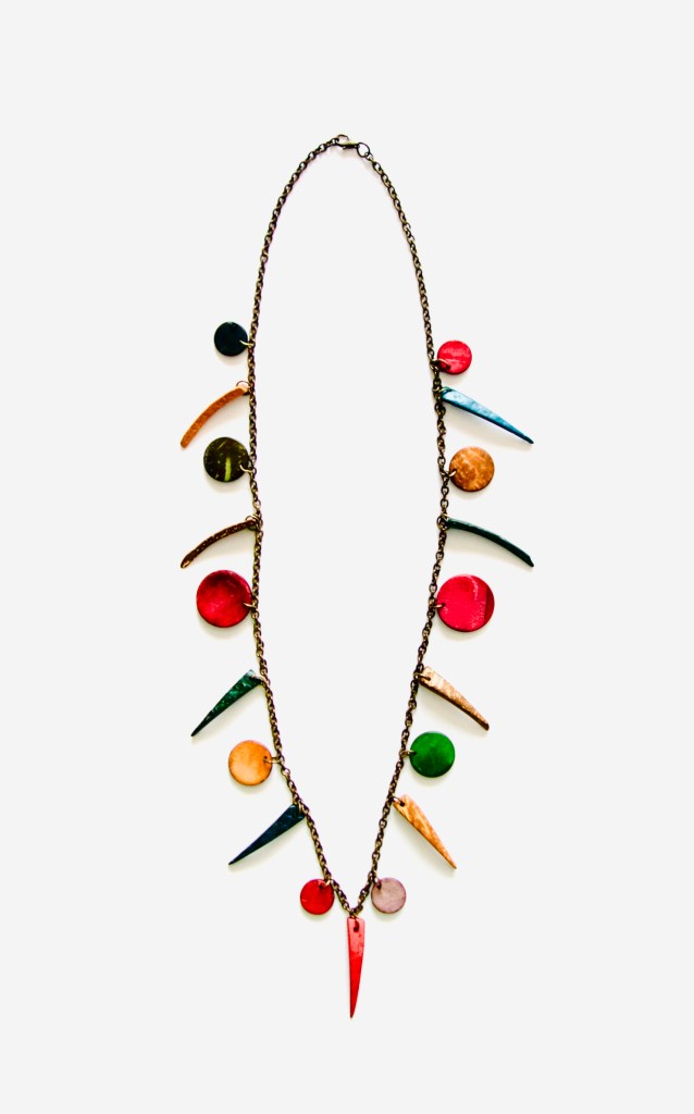 Chic Fōshay © Jewelry Collection    [03675]
By Pascale Lanfranchi
(31”) (80cm)