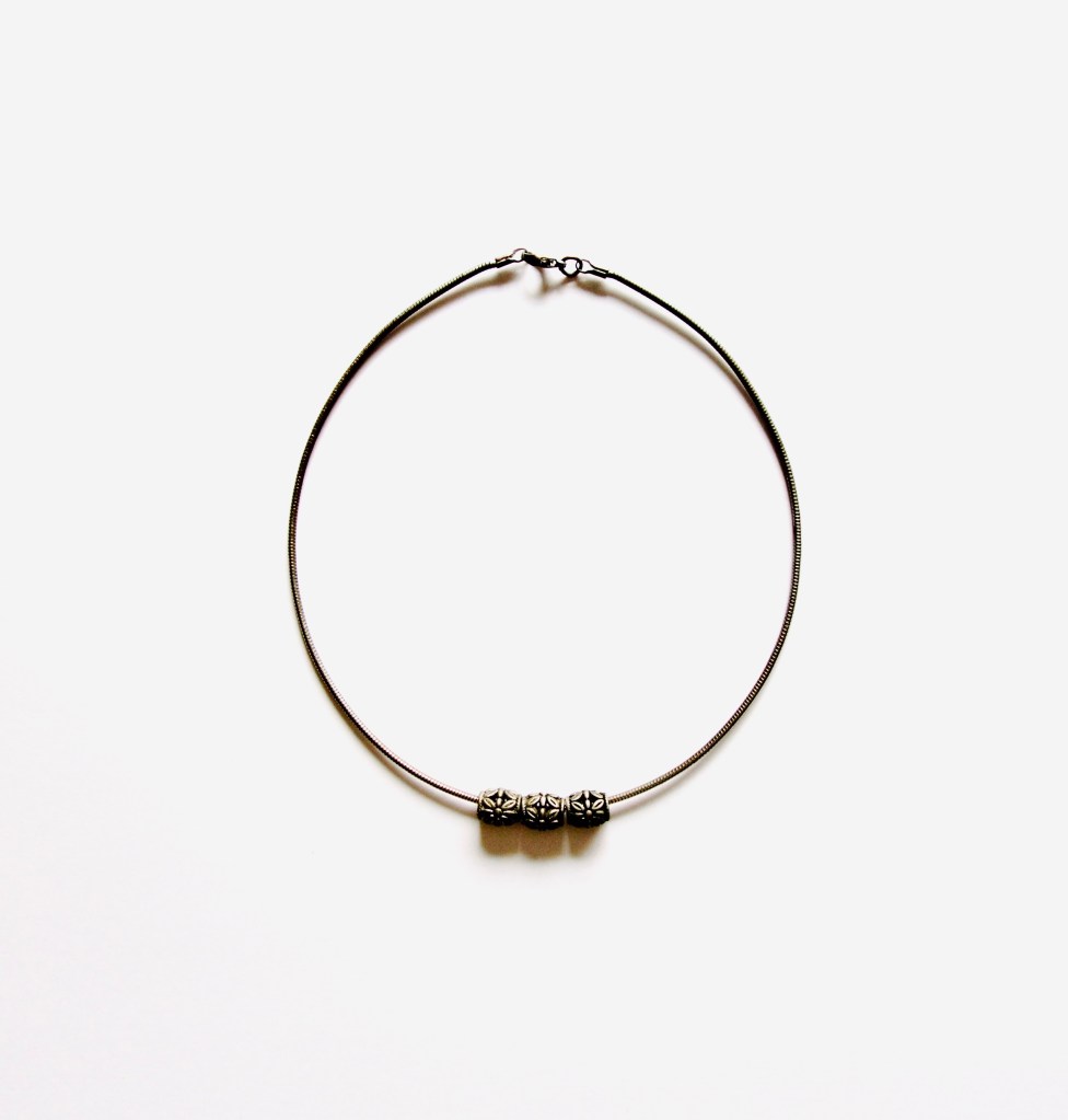 Chic Fōshay ©  Youth Collection  [04092]                                              By Pascale Lanfranchi                                                      (12”) (30cm)